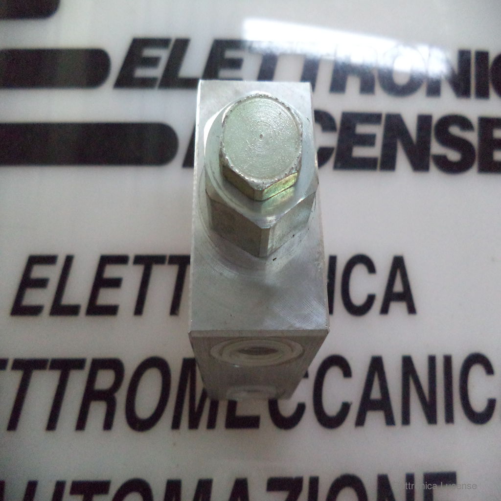 FLUID-PRESS-FLU-FPSL--3-8-3 FLUID-PRESS-FLU-FPSL--3-8-3