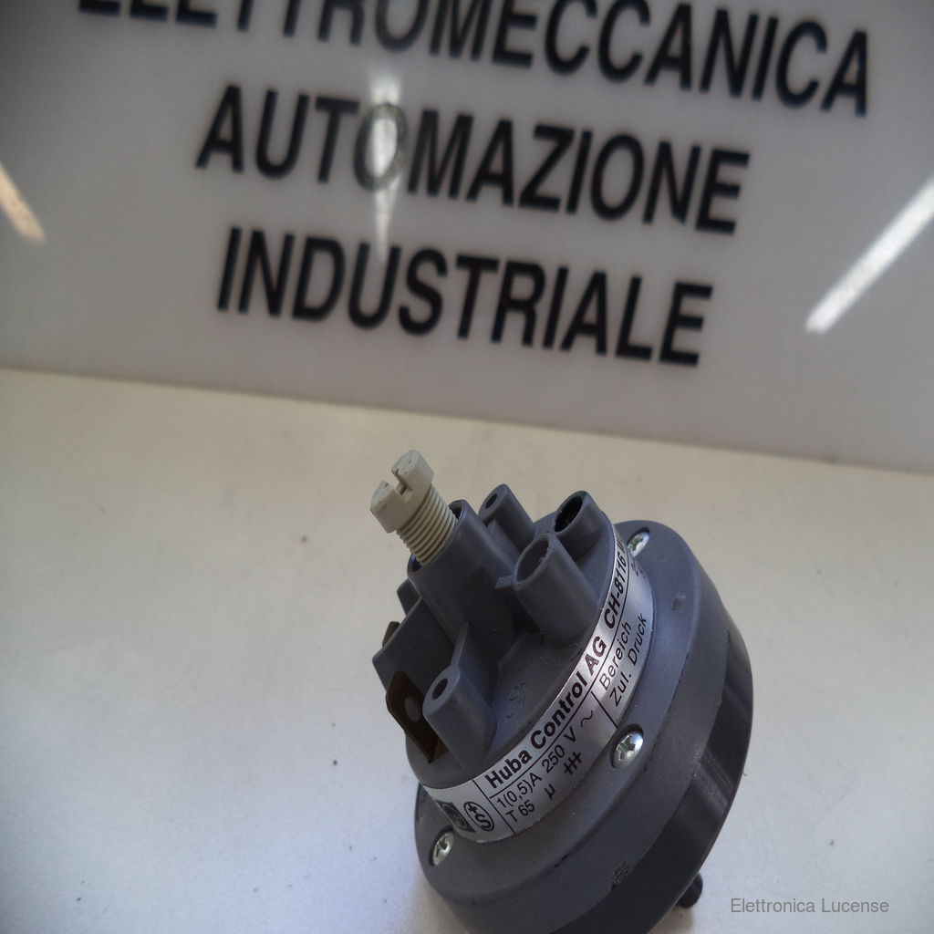 Elettronica Lucense HUBA-CONTROL AG-CH-8116 ANEMOSTATO AG CH 8116