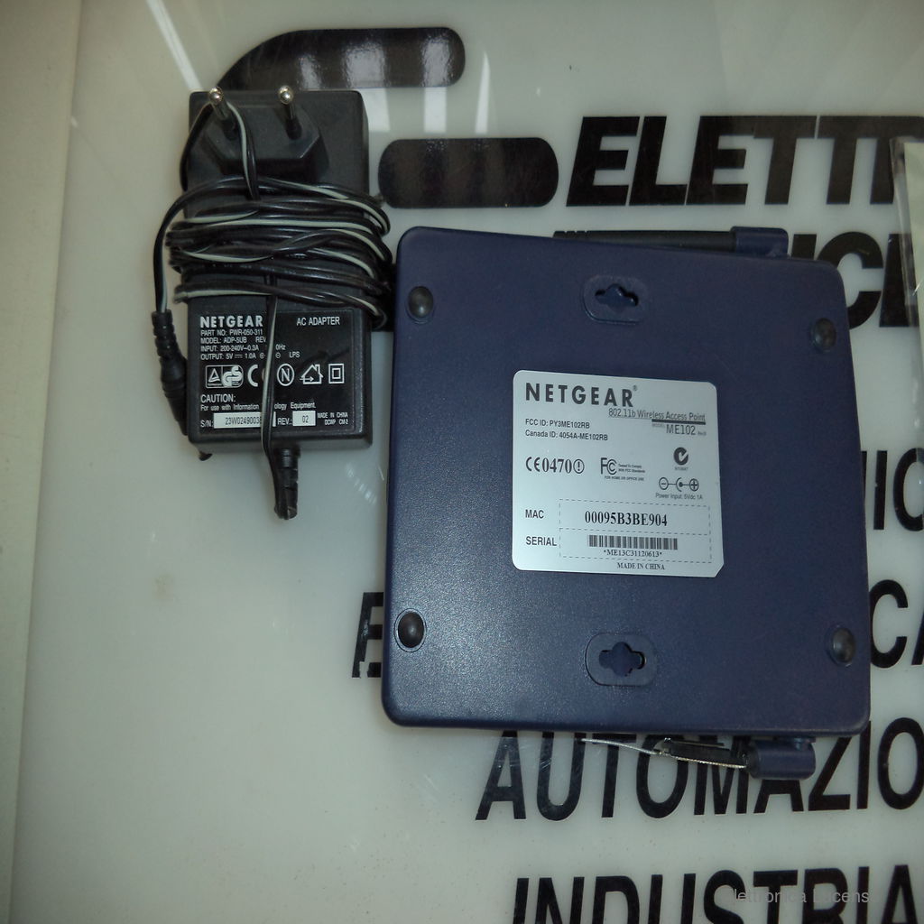 NETGEAR-ME102-2 NETGEAR-ME102-2