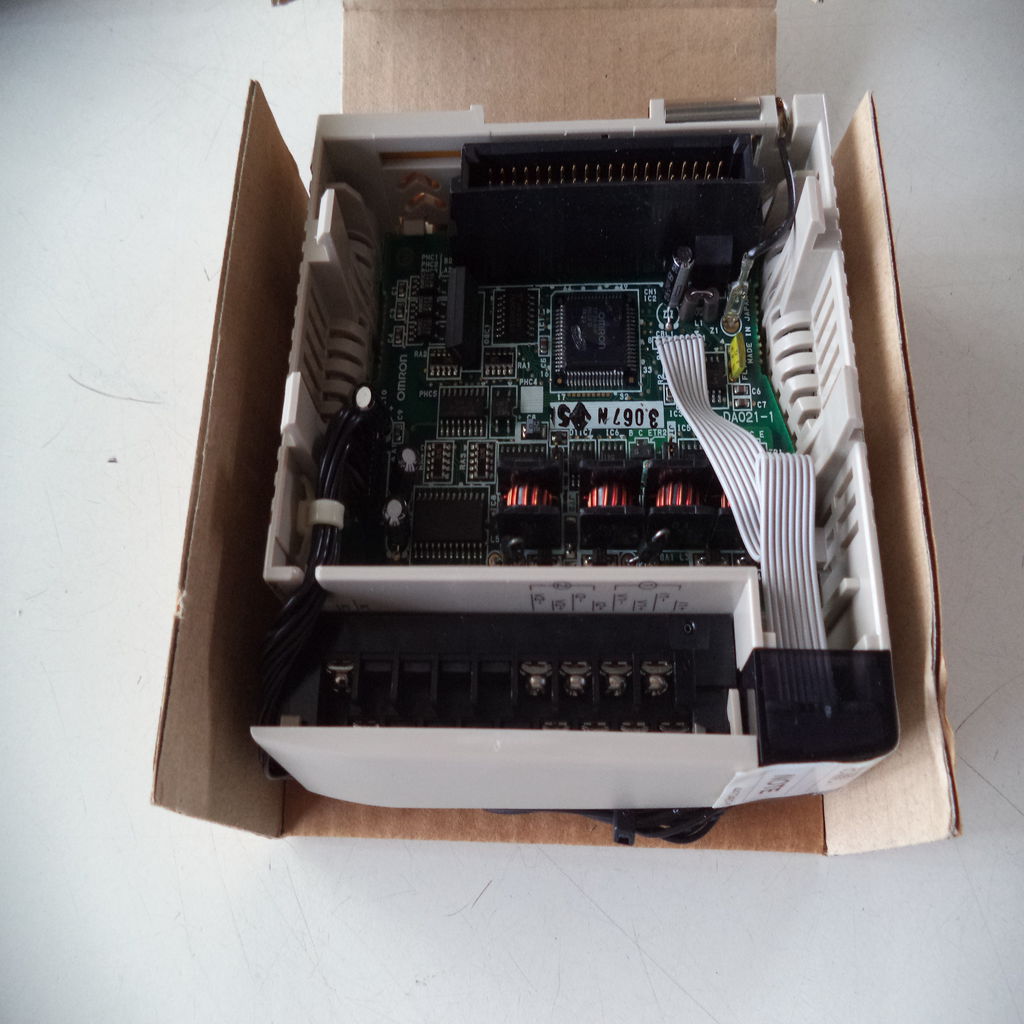 OMRON-CQM1-DA021-2 OMRON-CQM1-DA021-2