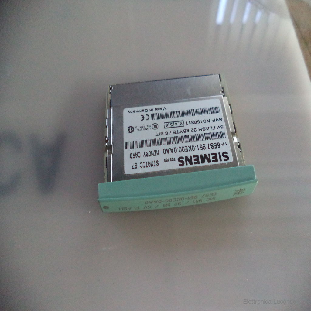 Module Mémoire Siemens 6ES7951-0KF00-0AA0 — Occasion — Emballage Maxo