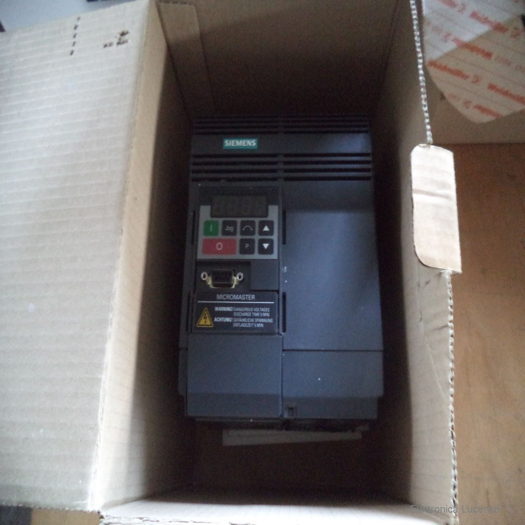 SIEMENS-6SE9215-8DB40-3 SIEMENS-6SE9215-8DB40-3