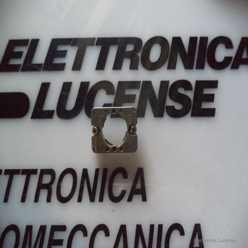 TELEMECANIQUE-ZB2-BZ007-3 TELEMECANIQUE-ZB2-BZ007-3