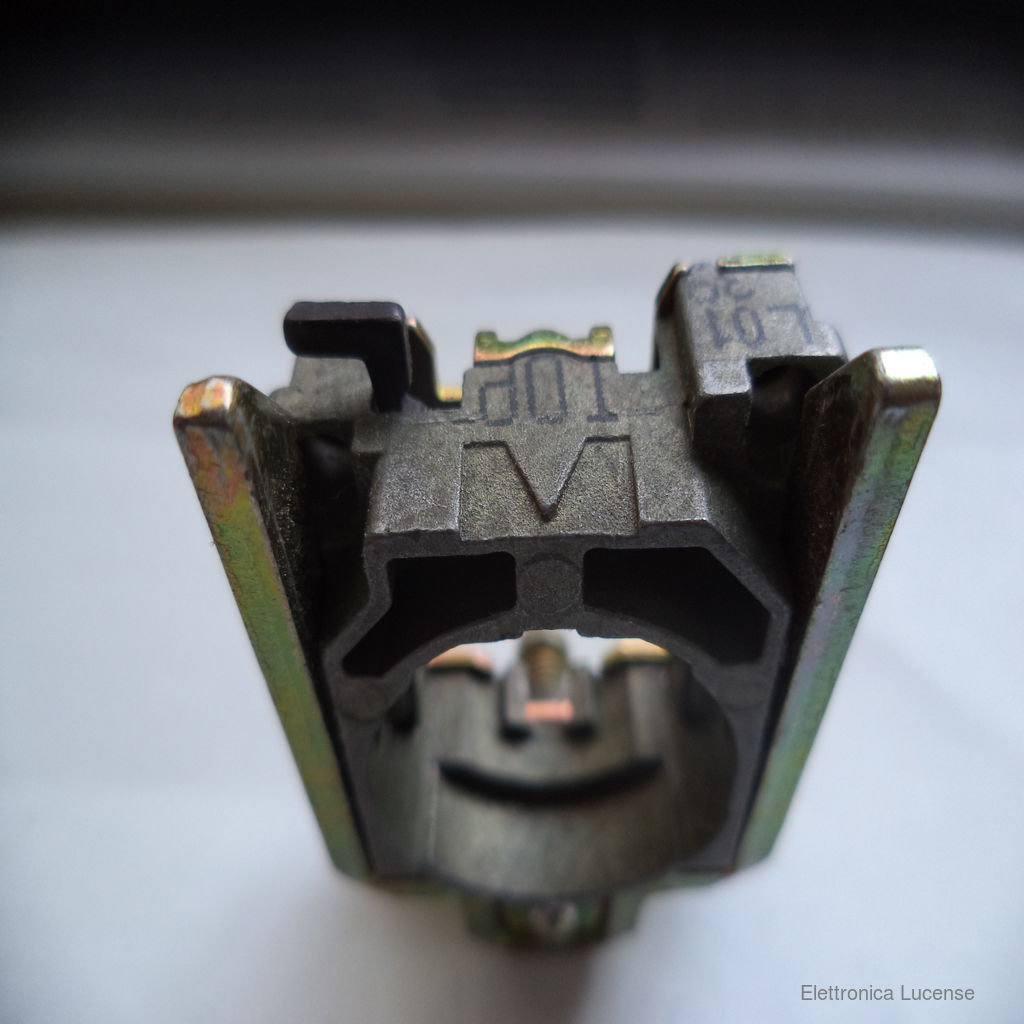 TELEMECANIQUE-ZB4-BZ101-3 TELEMECANIQUE-ZB4-BZ101-3
